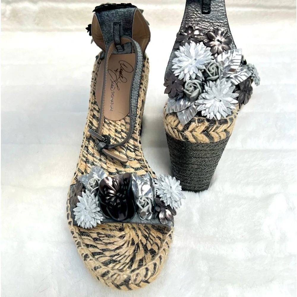 NEW Donald J Pliner Metallic Leather Flower Appliqué & Jute Wedge Heel Sandals